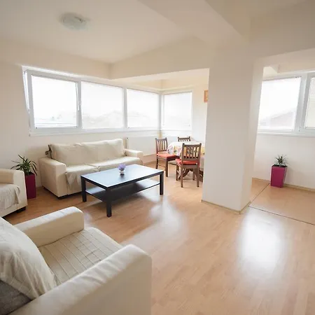 Tuya Apartment